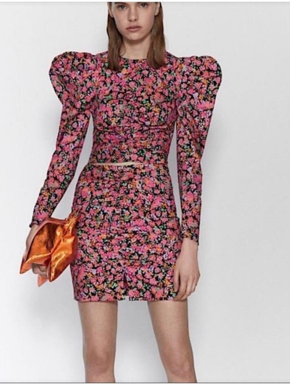 a very elegant 2-piece suit from Zara, size L